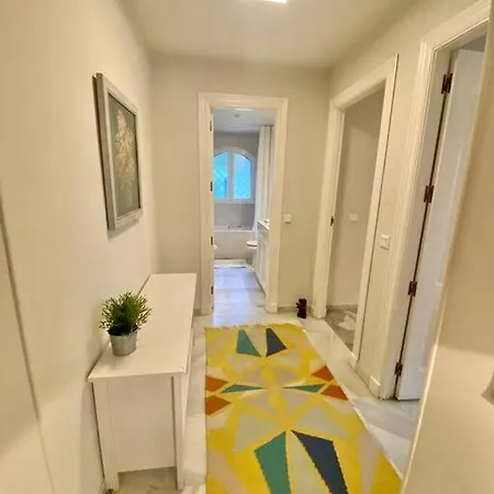 Apartment Graciosa- Beachside Marbella