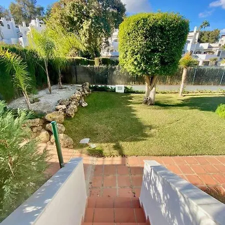 Graciosa- Beachside Apartment Marbella